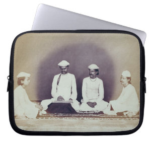 Hindu Brahmins in Delhi, 19e eeuw (foto sepia) Laptop Sleeve
