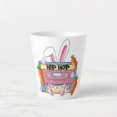 Hip-Hop Easter Bunny Mixtape – Retro Cassette Latte Mok (Voorkant)