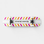 Hip roze Oranje en gele Chevron Stripes Skateboard (Horizontaal)