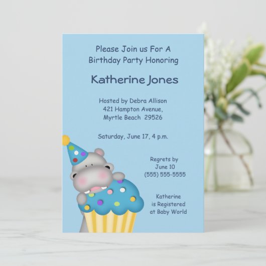 Hippo Cupcake verjaardagsuitnodiging Kaart (Staand voorkant)