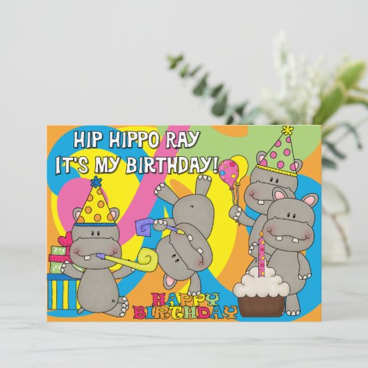 Hippo Ray Aangepaste Uitnodiging Verjaardag (Staand voorkant)