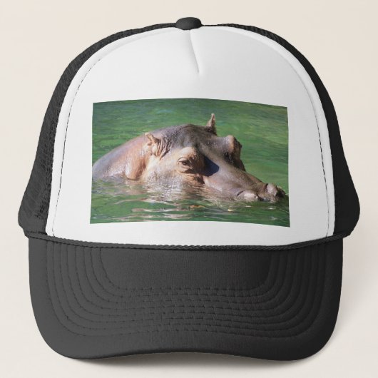 Hippopotamus zwemt op het oppervlak trucker pet (Voorkant)