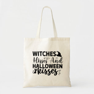 Hisses en Halloween Kisses Tote Bag