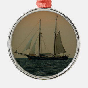 Historic Schooner Metalen Ornament