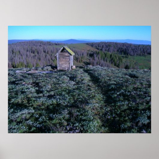 Historisch buitenhuis, bij Bald Butte Fire Lookout Poster (Voorkant)