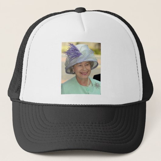 HM Queen Elizabeth II Platinum Jubilee Trucker Pet (Voorkant)