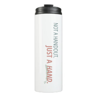 HME Tumbler: Geen hand-out, gewoon een hand | Mode Thermosbeker