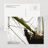 HMS Bounty émergent de la carte postale Mist (Devant / Derrière)