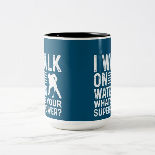 Hockey ik loop op water tweekleurige koffiemok (Center)