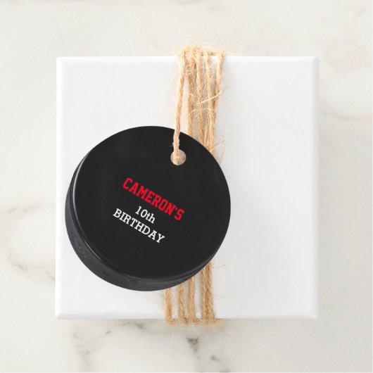 Hockey Puck Red Bedankjes Labels (In situ)