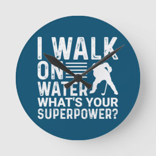 Hockey Walk over water Ronde Klok