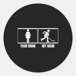 Hockeyspeler jouw moeder mijn moeder dochter zoon ronde sticker