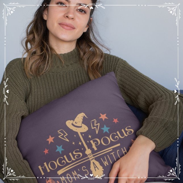 Hocus Pocus Mama is een heks Kussen (Hocus Pocus, Mom's a Witch Cover from The Beekeeper Store)