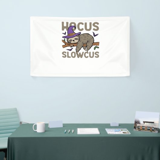 Hocus Slowcus Grappig Halloween Luiaard Classic T- Spandoek (Beurs)