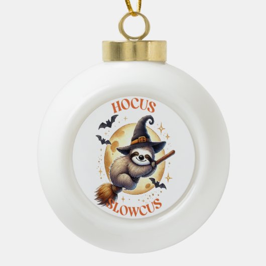 Hocus Slowcus Witch Sloth Keramische Bal Ornament (Voorkant)
