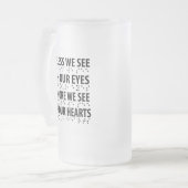 Hoe minder we zien met onze ogen - blindheid brail matglas bierpul (Voorkant links)