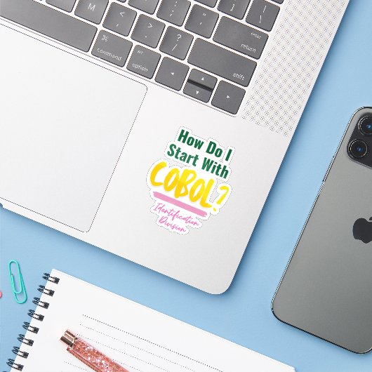 Hoe u kunt beginnen met Cobol-programmeercodes Sti Sticker (Laptop met iPhone)