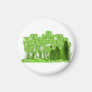 Hoed van Leprechaun ligt in veld met Shamrocks Magneet