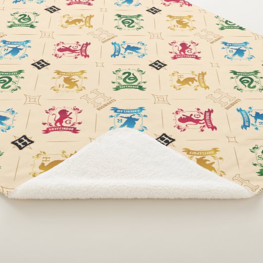 HOGWARTS™ House Crests Pattern Sherpa Deken (3/4)