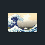 Hokusai La Grande Vague Toile Enveloppée<br><div class="desc">Hokusai La Grande Vague Toile Enveloppée. Impression de blocs de bois japonais de 1830 à 1833. L’une des oeuvres d’art japonaises les plus célèbres au monde, La Grande Vague de Hokusai au large de Kanagawa, est la première entrée dans sa trente-six Vues du Mont Fuji. La montagne elle-même est visible...</div>