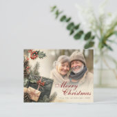 Holly Berries Beige Foto Kerst Feestdagenkaart (Staand voorkant)