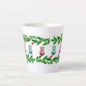 Holly Ornamenten Latte Mok (Voorkant)