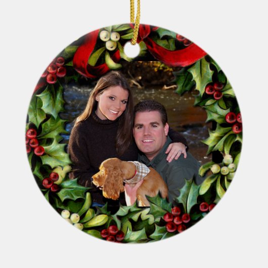 Holly Wreath Foto gepersonaliseerd Ornament (Voorkant)