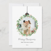 Holly Wreath Ornament Vrolijke Kerstfoto Feestdagenkaart (Voorkant)