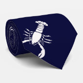 Homard blanc sur la cravate de bleu marine (Roulé)