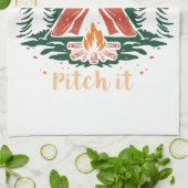 home is where you pitch it shirt, camping t-shirt theedoek (Gevouwen)