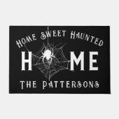 Home Sweet Haunted Home Spooky Spiderweb Halloween Deurmat (Voorkant)