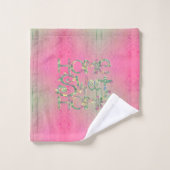 "Home Sweet Home" Police florale rose et verte (Gant de toilette)