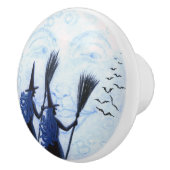 Homme dans la lune et des boutons de sorcières (Droite)