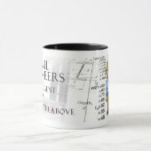 Homme de tasse d'ingénieur civil (Centre)