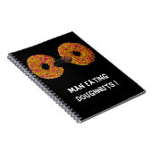 Homme mangeant des donuts !  Cahier (Côté Droit)
