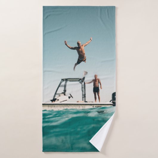 Homme plongée en piscine (Serviette de bain)