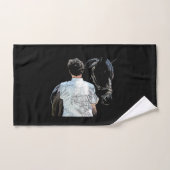 Homme tenant Cheval Serviette à main foncée (Serviette à main)