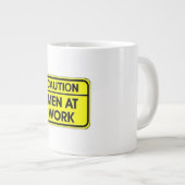 hommes de précaution à la tasse d'éléphant de (Devant droit)