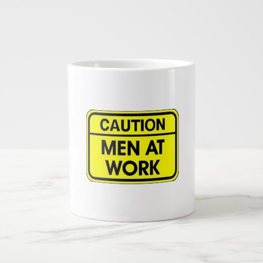 hommes de précaution à la tasse d'éléphant de (Devant)
