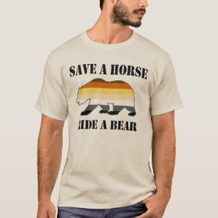 Homo beren redden een paard berijd een beer t-shirt