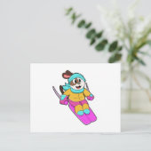 Hond als skiër met ski en sjaal briefkaart (Staand voorkant)