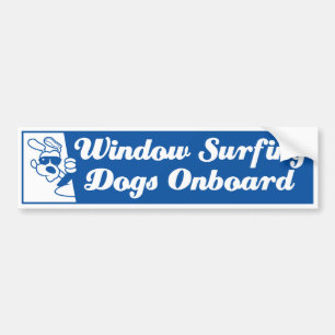 hond in een auto bumpersticker