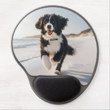 Hond op het strand mousepad