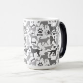 Honden en poten patroon 03.b Witte BG Magische Mok (Voorkant rechts)