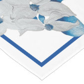 Hondenhout Bloemen op een Tafelloper (Hoek)