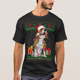 Hondenliefhebber met een lomp met kerstverlichting t-shirt