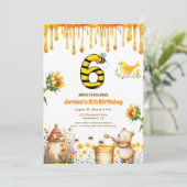 Honey Bear 6e anniversaire fête Invitation (Debout devant)