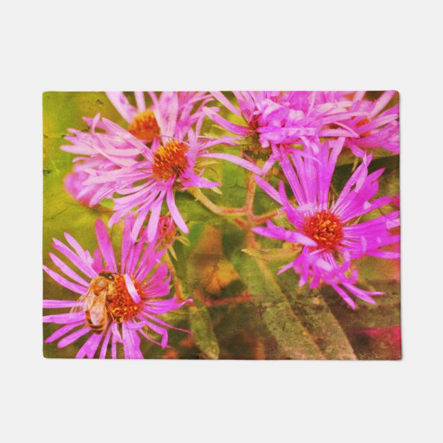 Honey Bee Pink New England Aster Flower Abstract Deurmat (Voorkant)