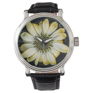 Honey Blossom Yellow Coneflower Horloge