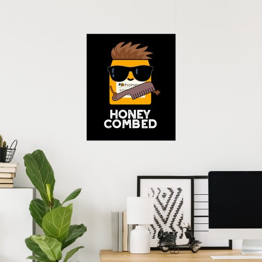 Honey Combed Funny Honey Pun Dark BG Poster (Thuiskantoor)